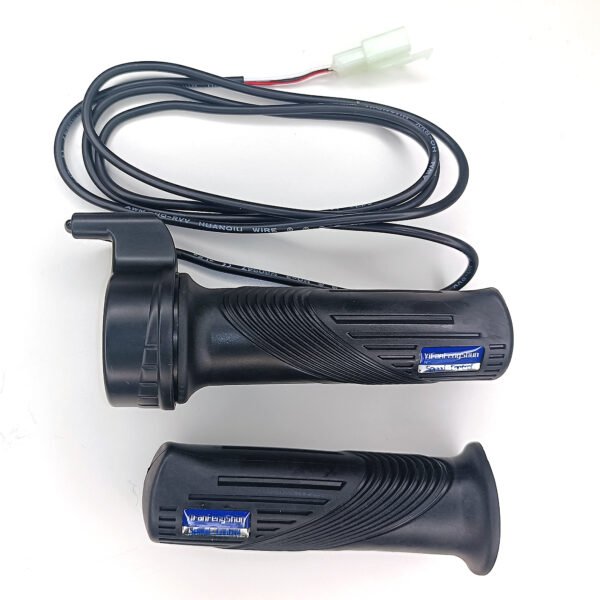 Revolt RV 400 Electric Bike Throttle with Forearm Support – Ergonomic Grip for Long Rides - Image 3